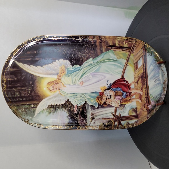German gardening angel porcelain wall hanging - Picture 3 of 8
